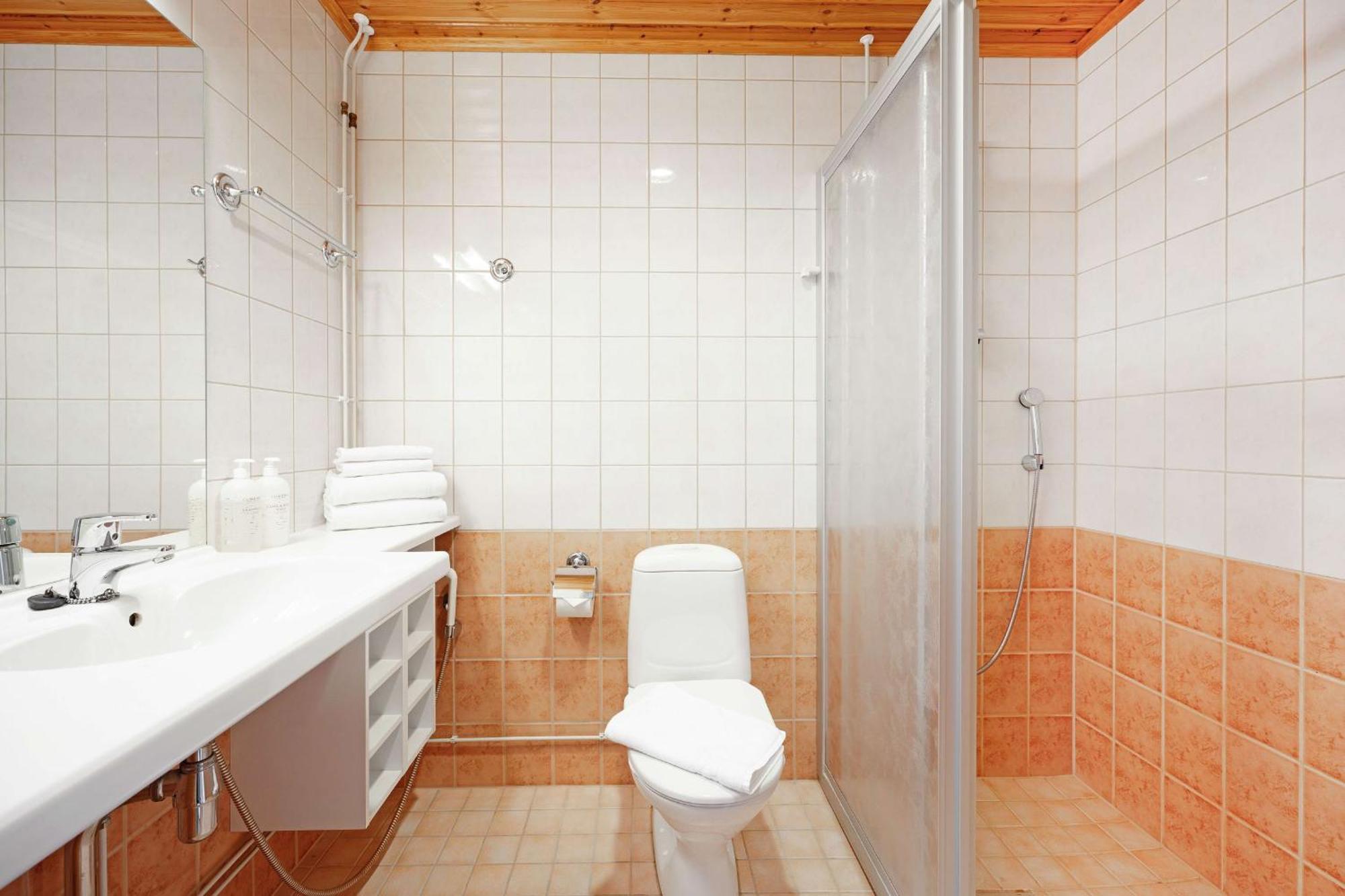 Summer Hotel Tott Savonlinna Buitenkant foto